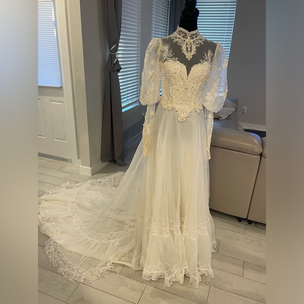 Vintage Eve of Milady unionmade Victorian beaded puff sleeves wedding dress XS